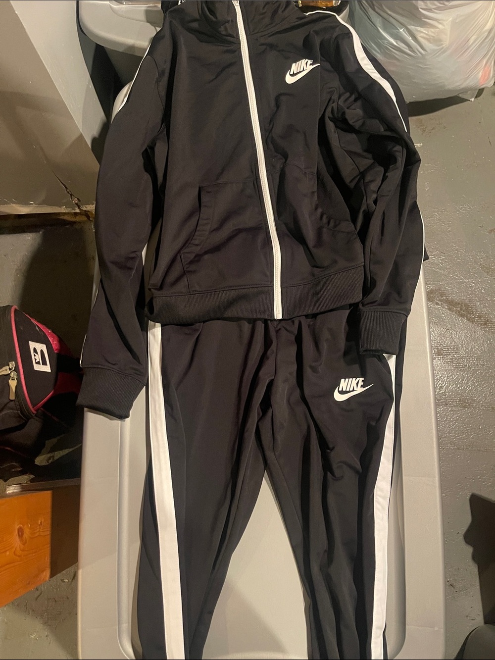 Nike women tracksuit
